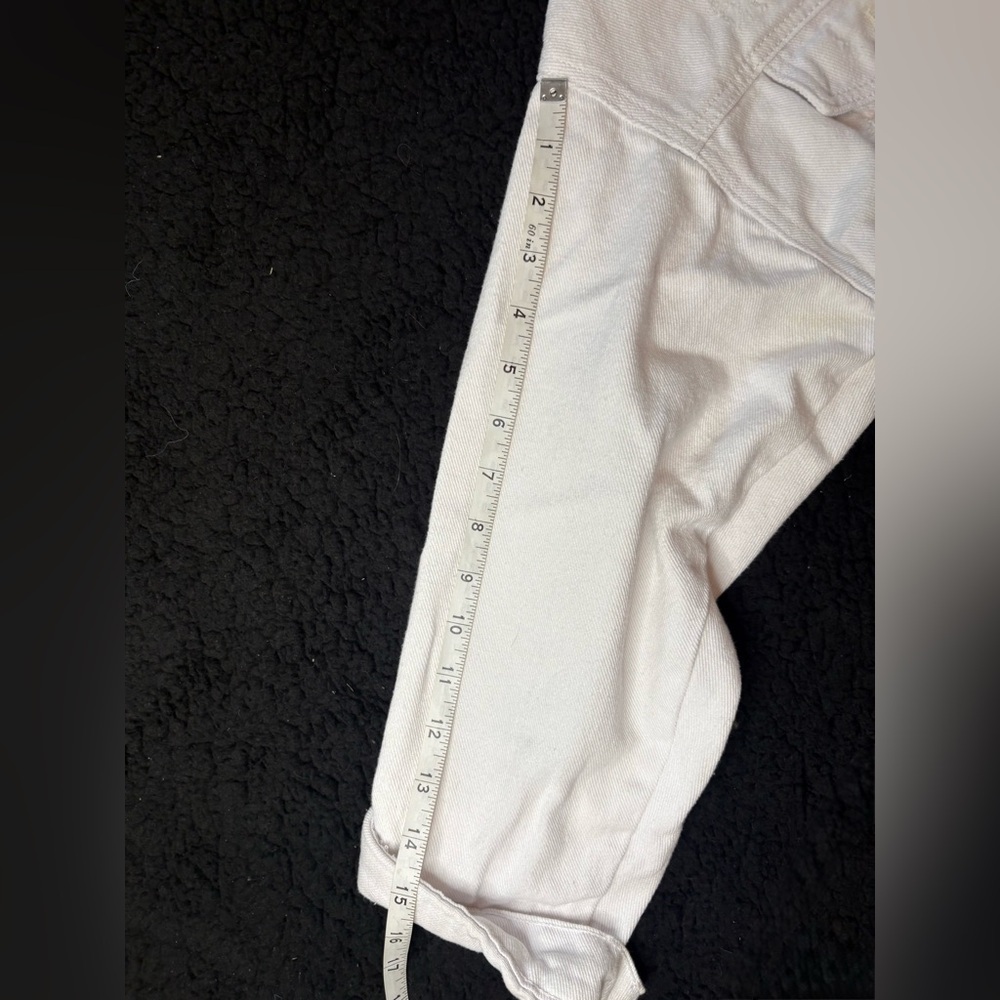 Stylish White Cropped Denim Jacket - Picture 4 of 6